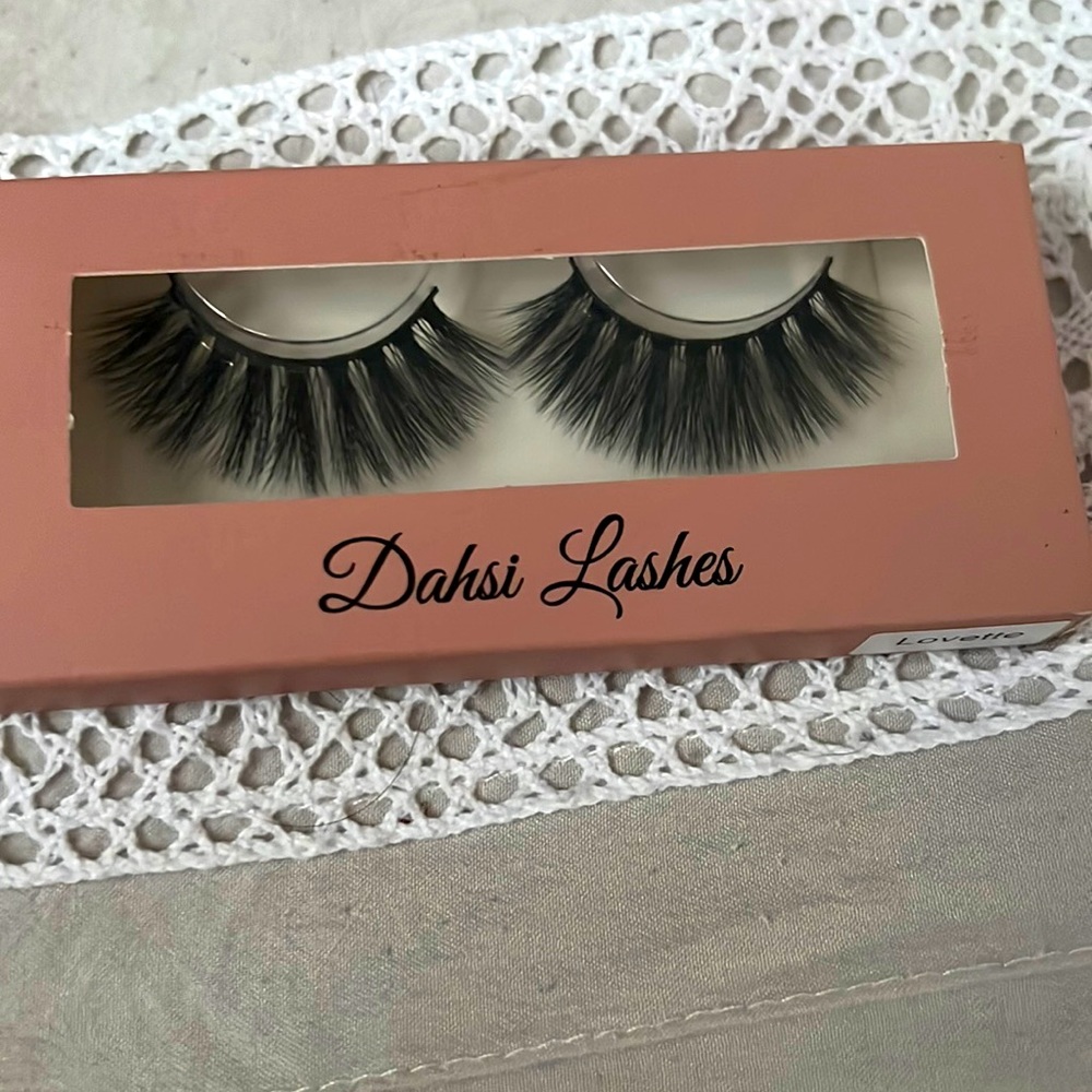 Brand new lashes